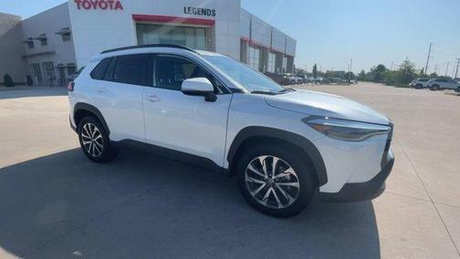2024 Toyota Corolla Cross XLE