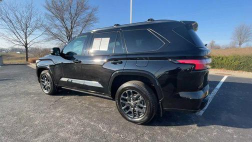 2025 Toyota Sequoia Platinum