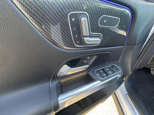 2023 Mercedes-Benz GLB 250 4MATIC