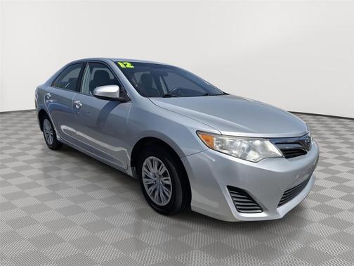 Classic Silver Metallic 2012 Toyota Camry LE