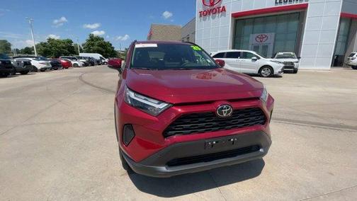 2025 Toyota RAV4 Hybrid LE