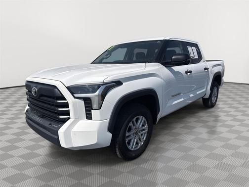 2022 Toyota Tundra SR5