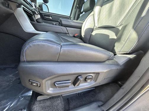 2024 Toyota Tundra Platinum