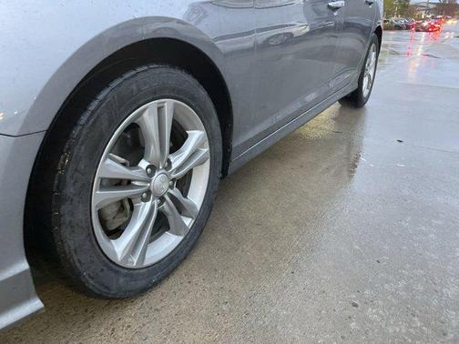 2018 Hyundai SONATA SEL