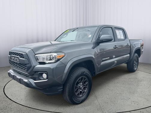 2017 Toyota Tacoma SR5