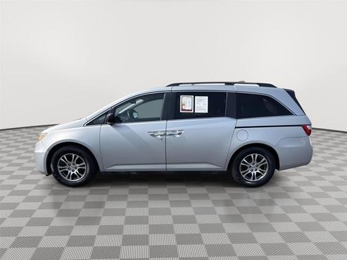 Alabaster Silver Metallic 2013 Honda Odyssey EX-L