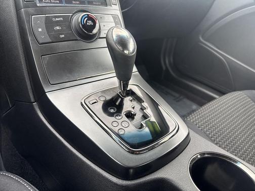 2011 Hyundai Genesis Coupe 2.0T Premium