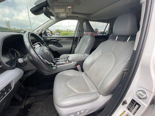 2022 Toyota Highlander Limited