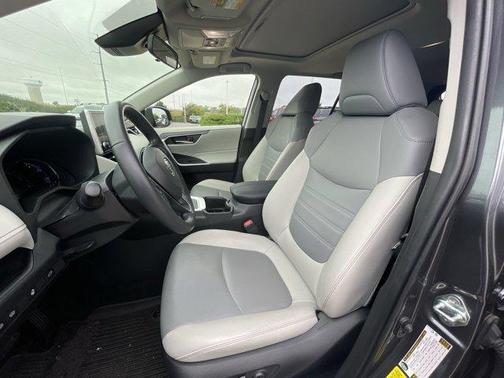 2023 Toyota RAV4 Hybrid XLE Premium