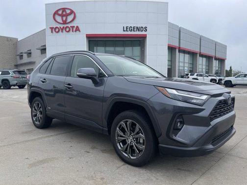 2023 Toyota RAV4 Hybrid XLE Premium