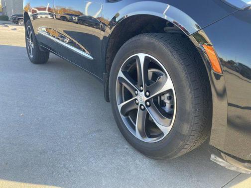 2022 Buick Enclave AWD Essence