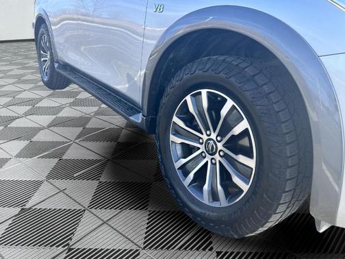 2020 Nissan Armada SL 4WD