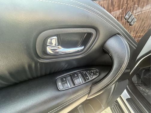 2020 Nissan Armada SL 4WD