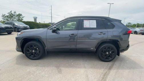 2024 Toyota RAV4 Hybrid SE