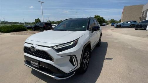 2025 Toyota RAV4 Hybrid SE