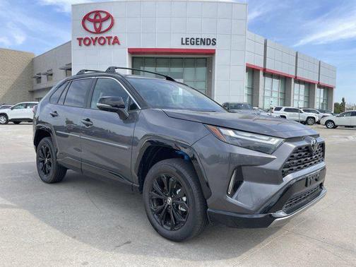 2025 Toyota RAV4 Hybrid SE