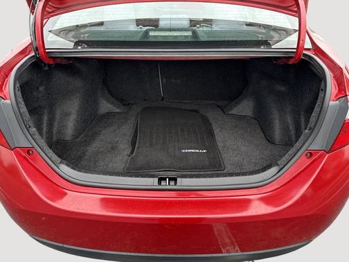 Barcelona Red Metallic 2015 Toyota Corolla LE