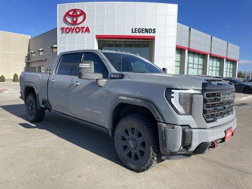 2025 GMC Sierra 2500 AT4