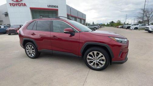 2022 Toyota RAV4 XLE Premium
