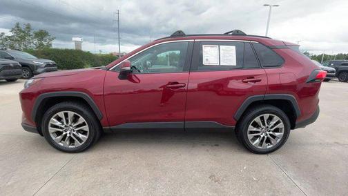 2022 Toyota RAV4 XLE Premium