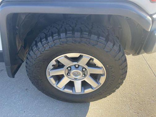 2014 Toyota FJ Cruiser Base