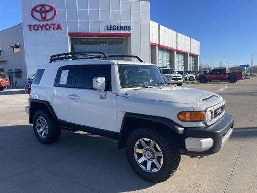 2014 Toyota FJ Cruiser Base