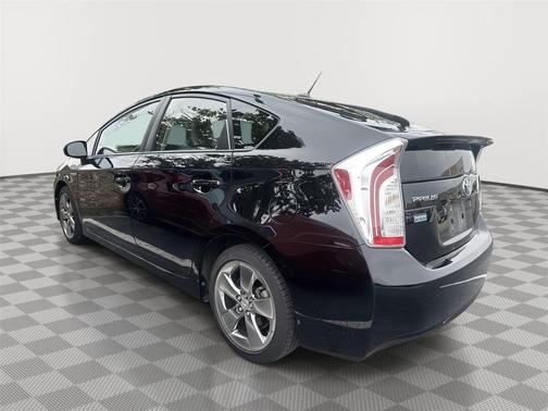 Black 2013 Toyota Prius Three SE