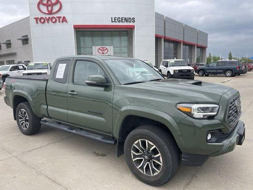 2022 Toyota Tacoma TRD Sport