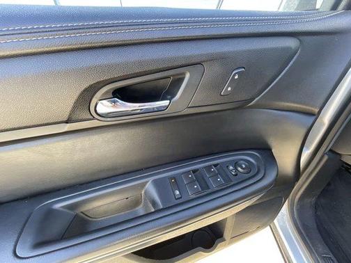 2015 Chevrolet Traverse 2LT