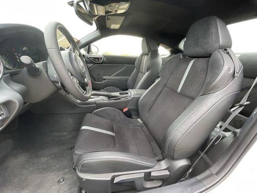 2024 Toyota GR86 Premium