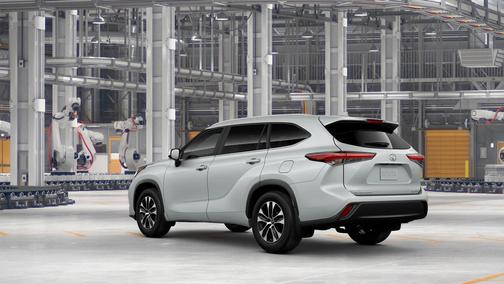 2025 Toyota Highlander XLE