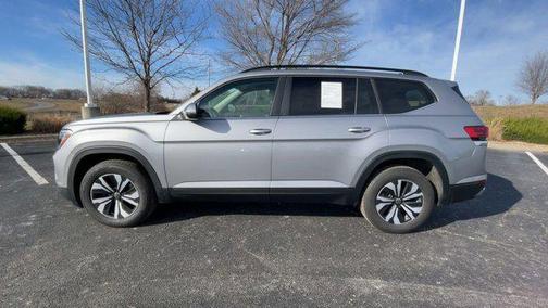 2024 Volkswagen Atlas 2.0T SE