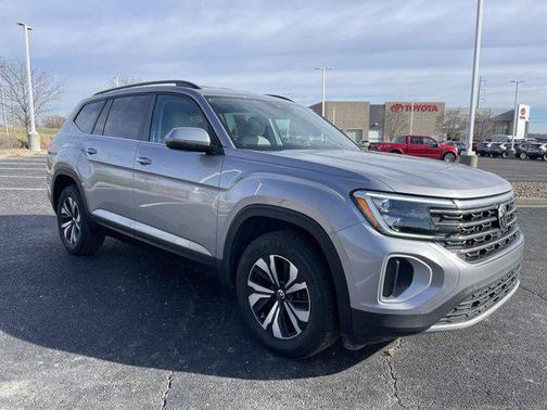 2024 Volkswagen Atlas 2.0T SE