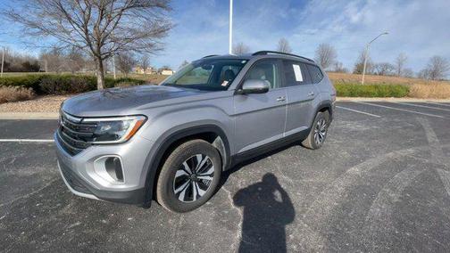 2024 Volkswagen Atlas 2.0T SE