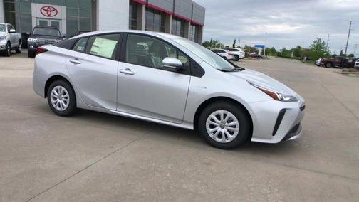 2021 Toyota Prius LE