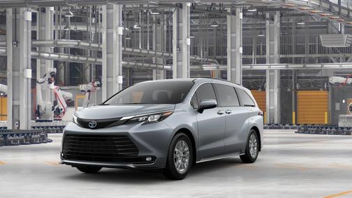 2025 Toyota Sienna XLE