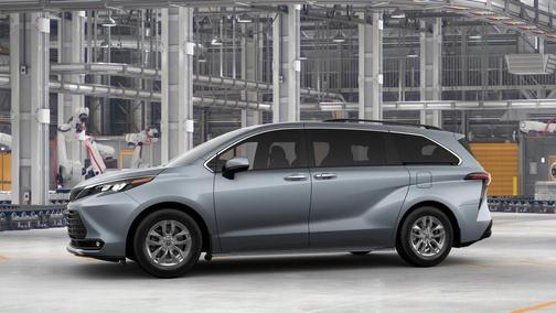 2025 Toyota Sienna XLE