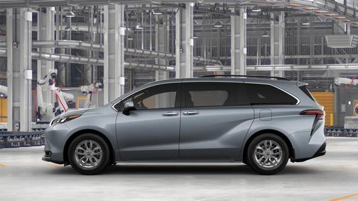 2025 Toyota Sienna XLE