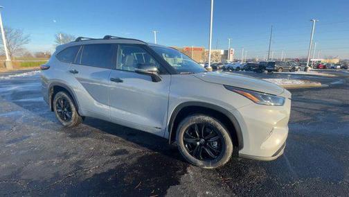 2025 Toyota Highlander Hybrid XLE