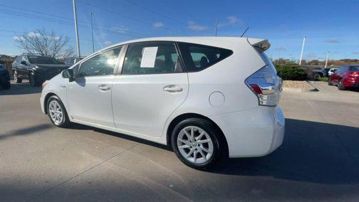 2013 Toyota Prius v Two