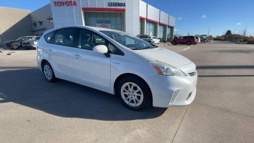 2013 Toyota Prius v Two