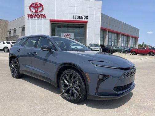 2025 Toyota Crown Signia LIMITED