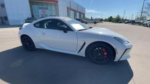 2024 Toyota GR86 Premium