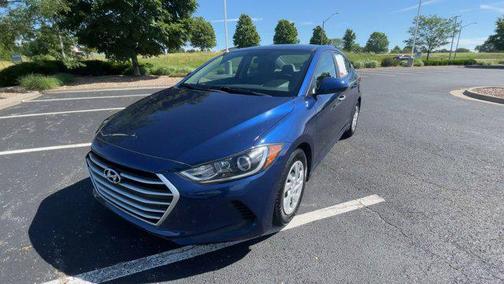 2018 Hyundai ELANTRA SE