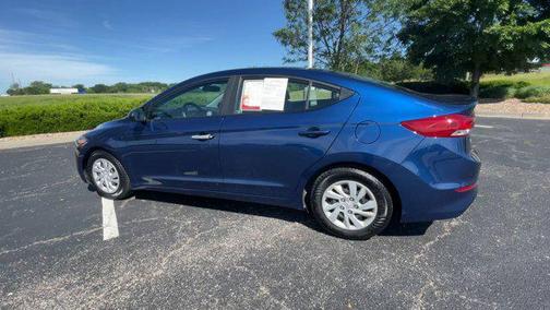 2018 Hyundai ELANTRA SE