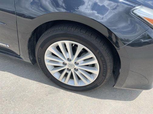 2015 Toyota Avalon Hybrid XLE Touring