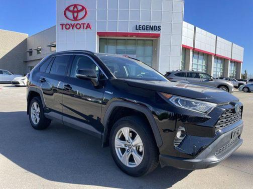 2020 Toyota RAV4 Hybrid XLE