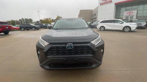 2020 Toyota RAV4 Hybrid XLE