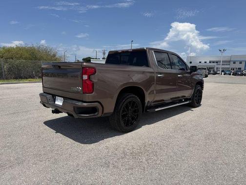 Oakwood Metallc 2019 Chevrolet Silverado 1500 High Country