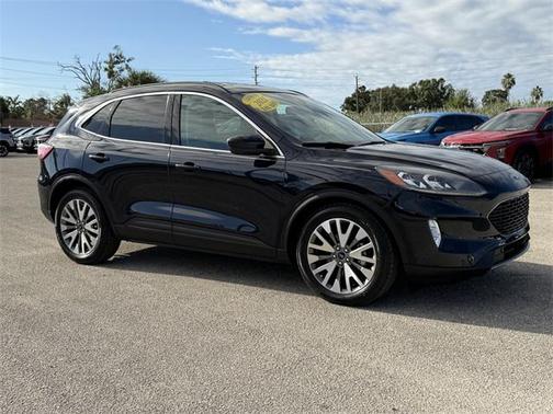 2021 Ford Escape Titanium